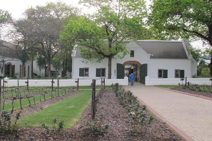 Camino Tailor-Made Private Wine Day from Cape Town: L'Avenir, Lunch and Waterford (4/12)