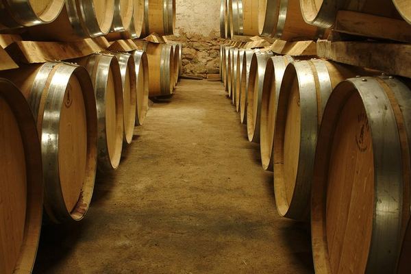 Private Full-Day Provence Wine Tour with Hotel Pickup from Marseille, Aix or Avignon