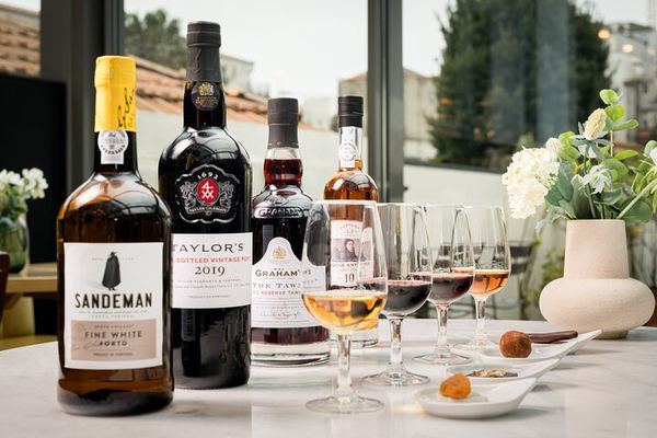 Porto Best of the Best Port Tasting with Artisan Chocolates at Boutique Hotel Canto de Luz