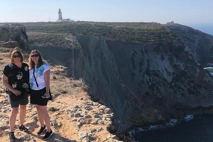Private Setúbal, Sesimbra and Azeitão Guided Day from Lisbon with a Winery Visit (5/12)