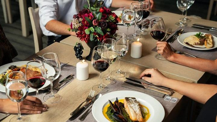 Concha y Toro Night Tour: Casillero del Diablo Cellars, Wine and Dinner at Bodega 1883 (3/6)