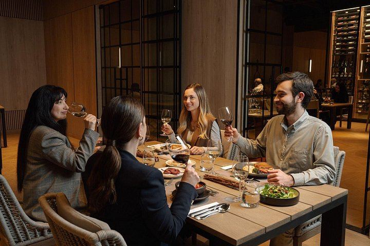 Concha y Toro Night Tour: Casillero del Diablo Cellars, Wine and Dinner at Bodega 1883 (1/6)