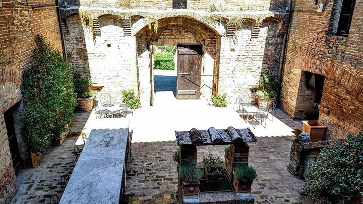 Castello Tricerchi Brunello Tasting and Tuscan Lunch in a Medieval Castle near Montalcino (4/12)