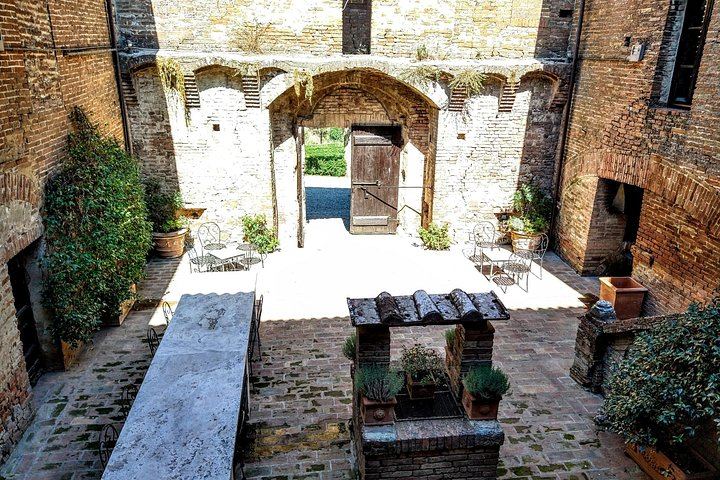 Castello Tricerchi Brunello Tasting and Tuscan Lunch in a Medieval Castle near Montalcino (4/12)