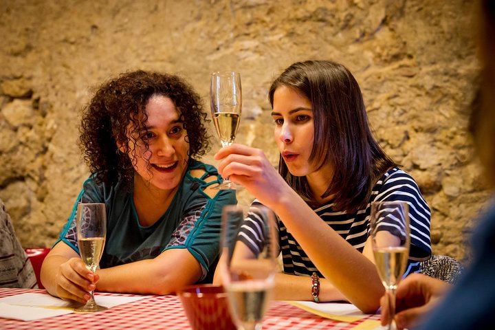 Artcava Cava Workshop: Disgorge, Cork and Label Your Own Bottle at a Penedès Masia (1/8)