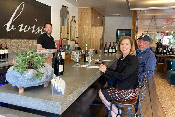 Private Chauffeured Napa and Sonoma Wine Tour for 2 to 5 People, 5 Hours (12/12)