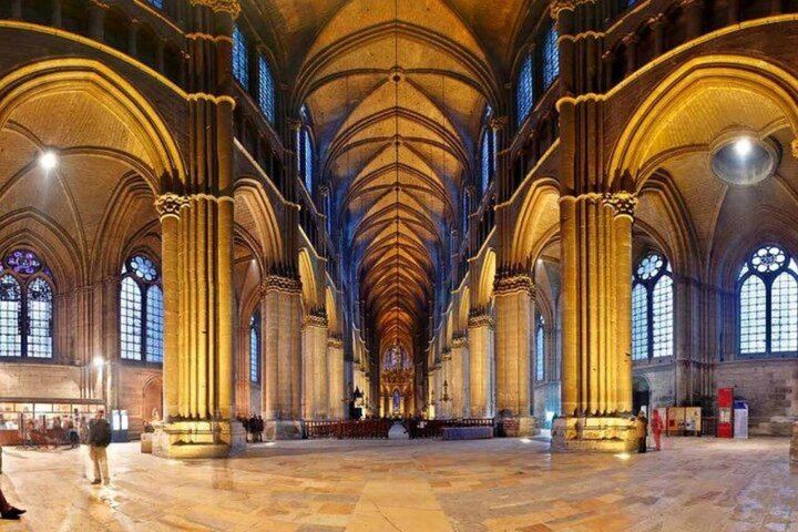 Champagne Day Trip from Paris: Four Tastings, Verzenay Lighthouse, Reims Cathedral (7/12)