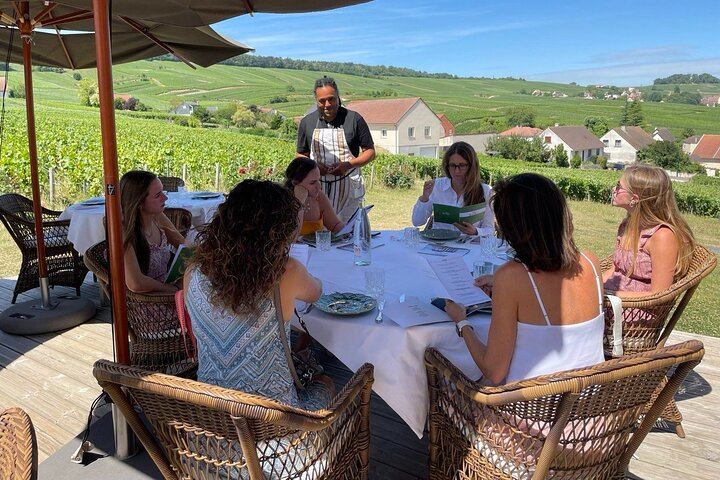 Private Champagne Day from Paris: Veuve Clicquot, Ruinart, Moët & Chandon, Lunch, Sabrage (5/10)