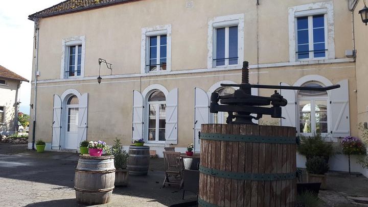 Champagne Lamiable Traditional Cellar Tour and Three Grand Cru Tastings, Tours-sur-Marne (3/5)