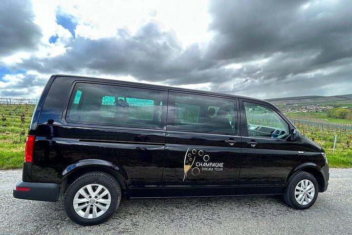 Half-Day Van Visit to Munoz Bruneau Family Champagne Estate, Épernay Pickup (5/12)