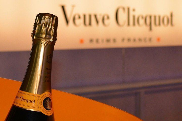 Private 8-Hour Champagne Tour from Reims or Épernay with Veuve Clicquot Tasting (2/8)