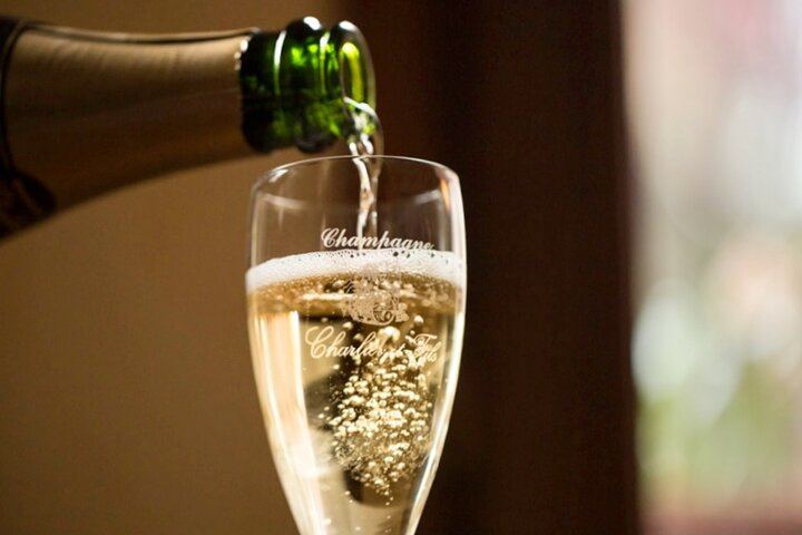 Private Champagne Day from Paris: Ruinart and Veuve Clicquot Cellars, Three Tasting Tiers (6/12)