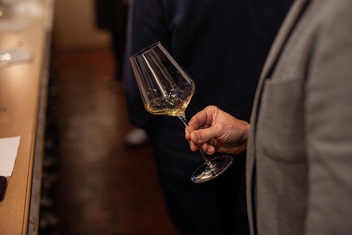 Chardonnay Masterclass in Dijon: Four-Wine Tasting Workshop from Village to Grand Cru (5/7)