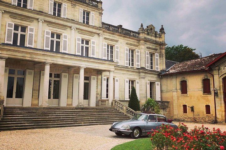 Médoc Châteaux Route in a 1973 Citroën DS Convertible, Half or Full Day (6/11)