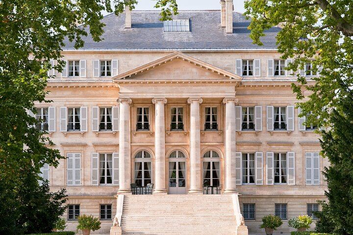 Private Half Day Médoc Wine Tour from Bordeaux with Hotel Pickup and 2 Winery Tastings (7/8)