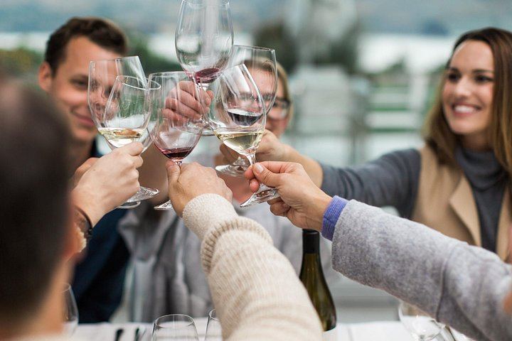 East Kelowna Bench Wineries: 4-Hour Afternoon Wine Tasting in the Okanagan Valley (1/3)