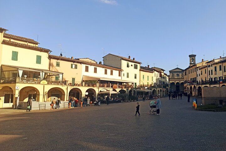 Private Chianti Afternoon Wine Tour along the Via Chiantigiana with Hotel Pickup (10/12)