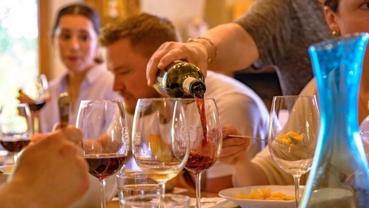 Guided E-Bike Ride from Florence into Chianti Classico with Winery Visit and Two Tastings (2/12)