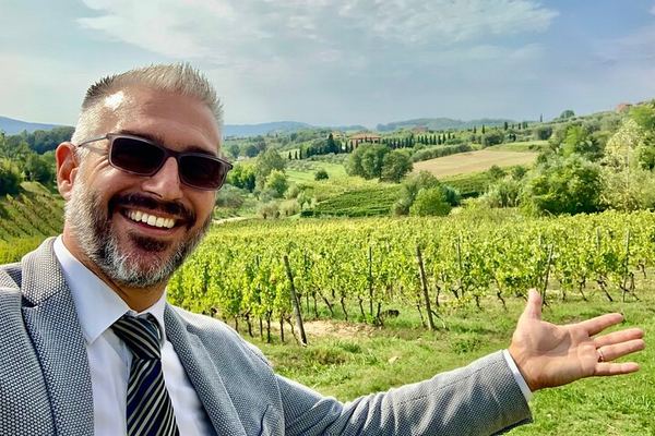 Chianti Family Winery Visit and San Gimignano Stroll, 5-Hour Trip with Florence Pickup