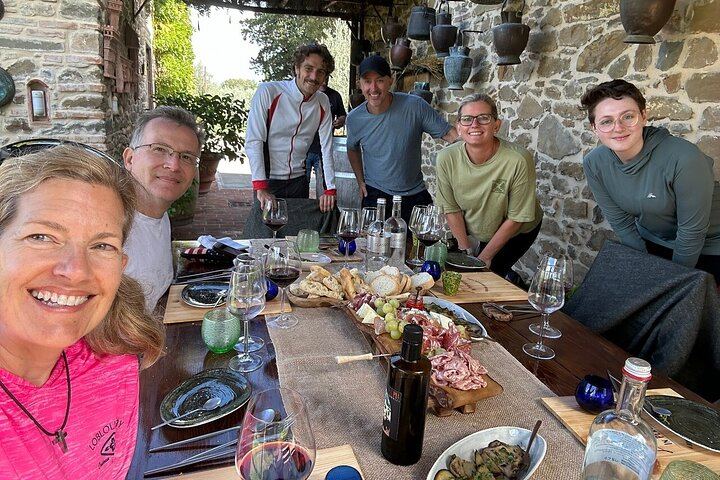 Chianti Classico Day from Florence: Impruneta Terracotta Village, 3 Wineries and Lunch (9/12)
