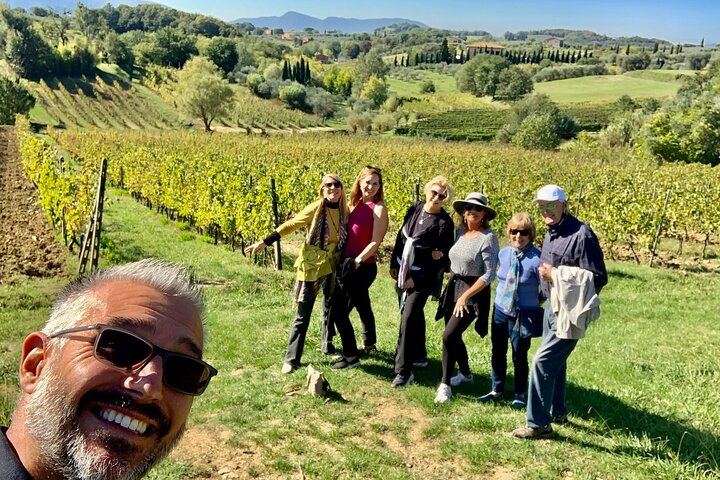 Chianti Family Winery Visit and San Gimignano Stroll, 5-Hour Trip with Florence Pickup (11/12)