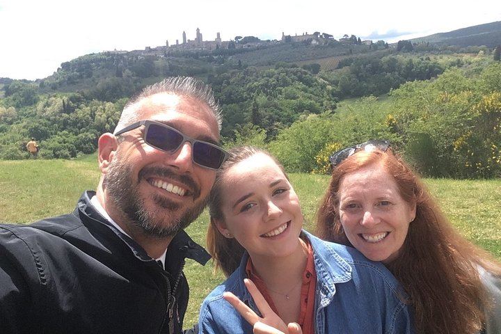 Chianti Family Winery Visit and San Gimignano Stroll, 5-Hour Trip with Florence Pickup (4/12)