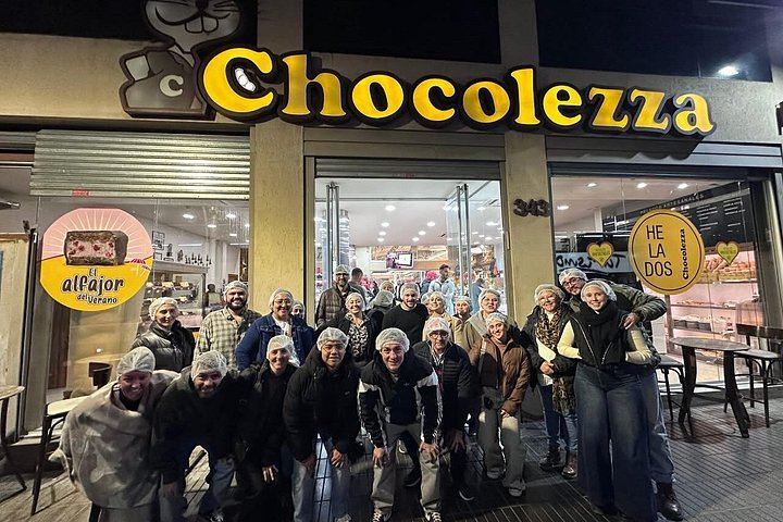 Maipú Small-Group Wine, Olive Oil and Chocolate Tour with Florio and Vistandes (10/12)