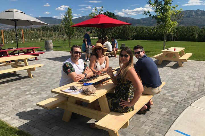 West Kelowna Afternoon Wine Tour with Guide Cherry: 4 Wineries, 45 Minutes Each (3/7)