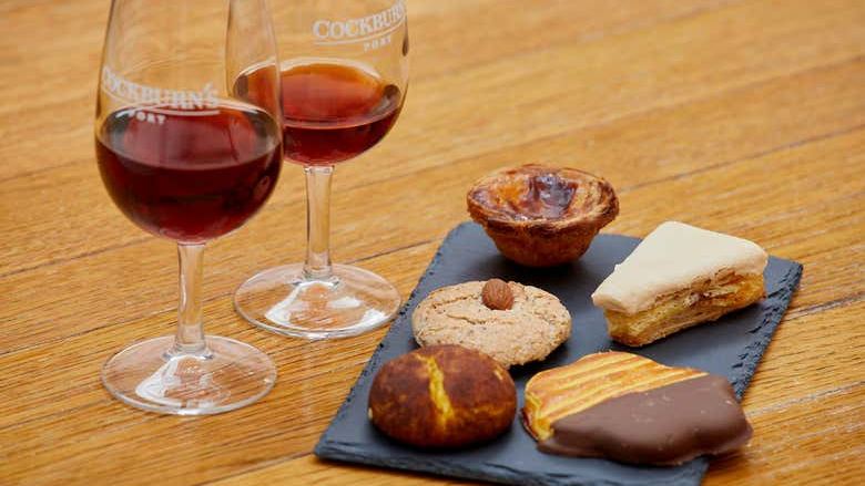 Cockburn's Port Lodge Tour in Vila Nova de Gaia with Wine or Chocolate Pairing Tasting (4/7)