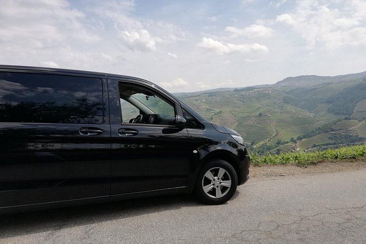 Douro Valley Premium Small Group from Porto: Port Tasting, Boat Ride, Farm Lunch (6/12)