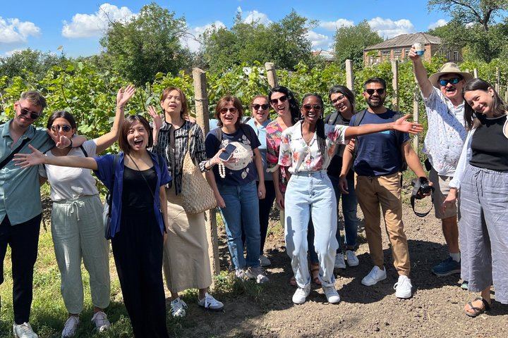 Kakheti Day Trip from Tbilisi: Bodbe, Sighnaghi, Qvevri Wine and Nine Tastings (5/12)