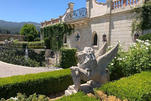 Concierge-Planned Private Napa and Sonoma Wine Tour, 6 to 8 Hours, Free Pickup