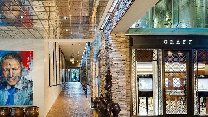 Private Wine Tasting at Tokara, Delaire Graff and Fairview in the Cape Winelands (3/10)