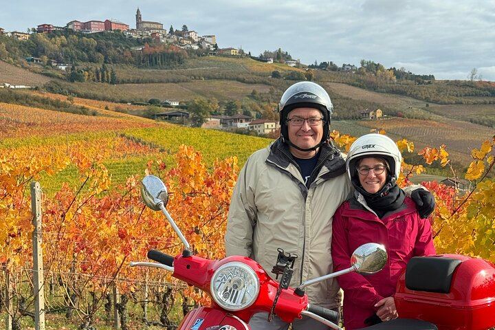 Private Vespa Tour from Alba through the Barolo and Barbaresco Hills with a Pro Guide (3/10)