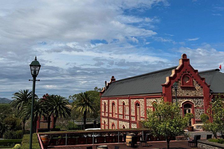 Barossa Shared Bus Tour from Adelaide: Four Tastings, Seppeltsfield and Gourmet Lunch (7/12)