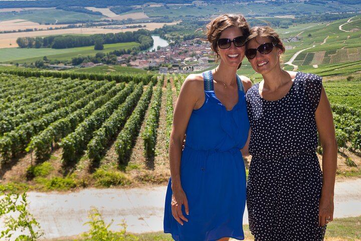 Personalised Champagne Day Trip from Paris with an Owner-Guide, Starbucks Odeon Departure (3/10)