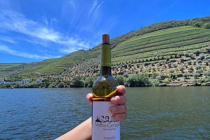 Douro Valley Small Group from Porto: Three Tastings, Sabrosa Lunch, Amarante (12/12)