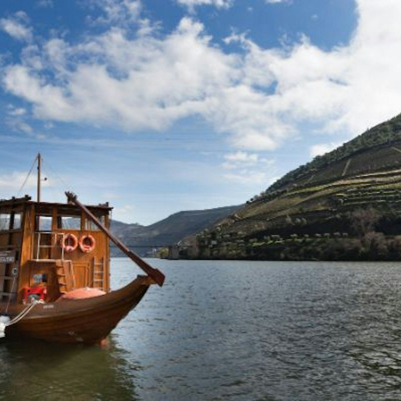 Douro Valley Day Trip from Porto with Family Estate Lunch, Tastings and Pinhão Cruise (6/8)