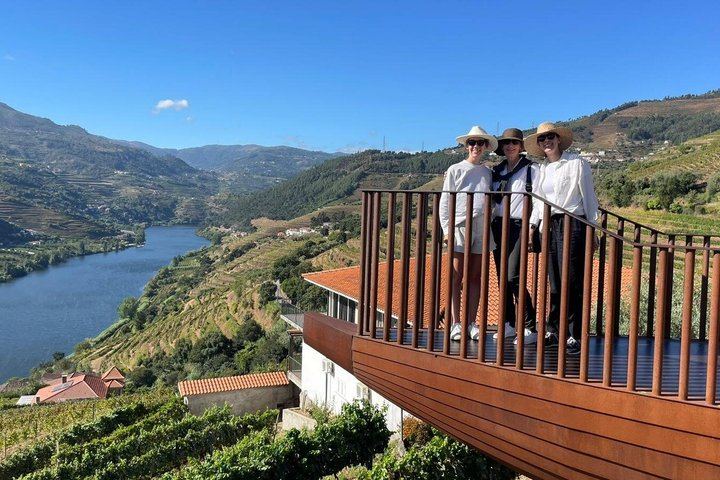 Sustainable Douro Valley Day Trip from Porto with Three-Course Lunch and Winery Tasting (6/9)