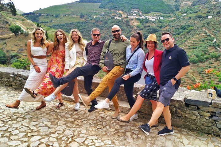Douro Valley Max-8 Day Trip from Porto: Nine Wines, Private River Cruise, 3-Course Lunch (11/12)