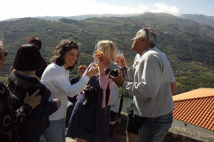 Private Off-the-Beaten-Path Douro Valley Wine Tour from Porto, Winery Lunch Stop (6/12)