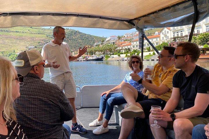 Douro Valley Premium Day Trip from Porto: Estate Lunch, Two Tastings, River Cruise (3/12)