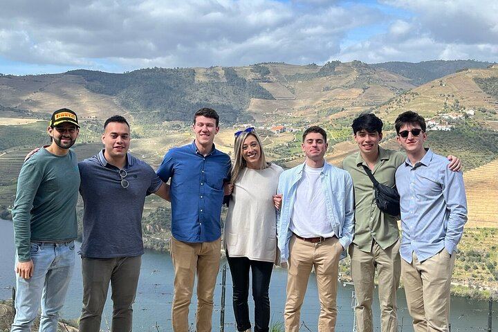 Douro Valley 10-Hour Small Group from Porto: Amarante, Quinta do Seixo, Rabelo Cruise (12/12)
