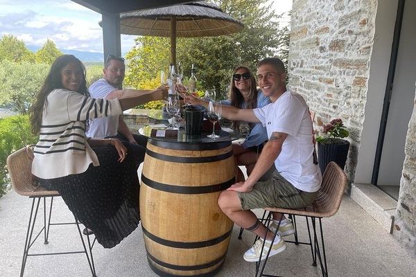 Douro Family Quintas Day Trip for Six: Galafura Viewpoint, Sabrosa Lunch, Rabelo Boat