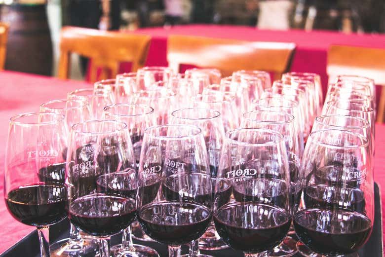 Douro Valley Wine Tour from Porto, 6.5 or 10 Hours: Boat Cruise or Pinhao Lunch (11/12)