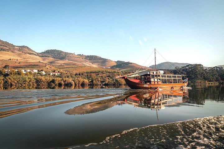 Douro Valley Small Group Day Trip from Porto: Two Wineries, Lunch and Pinhão Cruise (6/12)