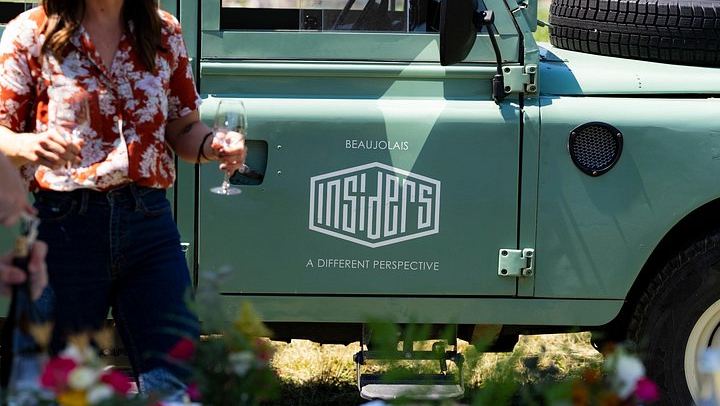 Private Southern Burgundy Wine Day in a Vintage Land Rover from Lyon (2/12)