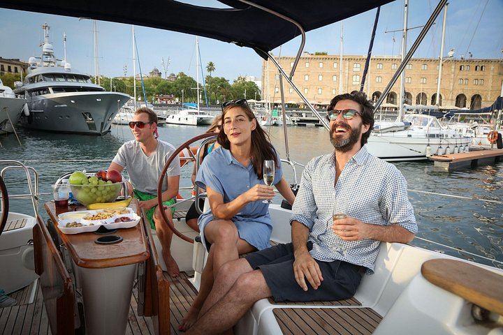 6-Hour Alella Wine Day: E-Bike One Way, Sailing the Other, with Tasting (1/12)