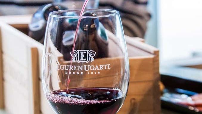 Eguren Ugarte Wine Tasting at Vitoria's Mercado de Abastos with Cheese or Cured Meats (3/6)