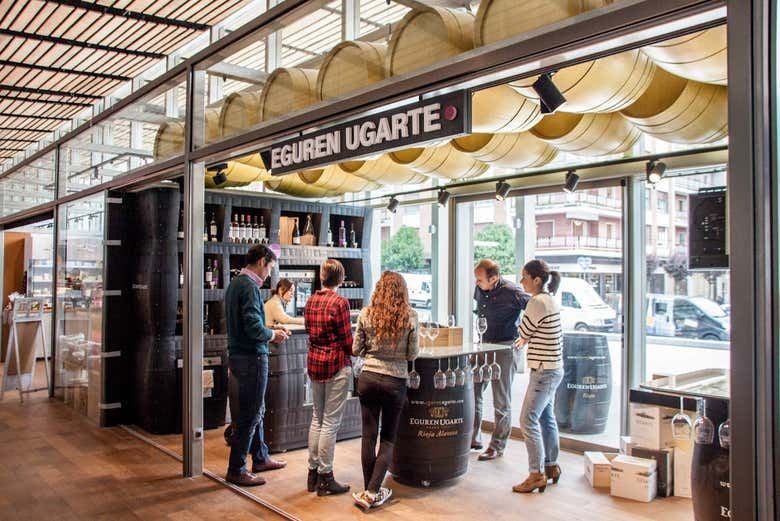 Eguren Ugarte Wine Tasting at Vitoria's Mercado de Abastos with Cheese or Cured Meats (6/6)